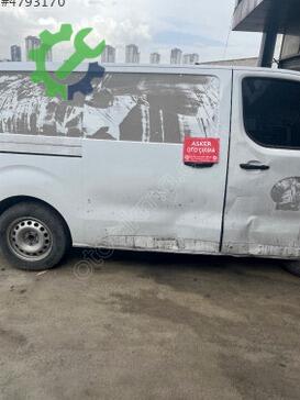Fiat Scudo Sağ Sürgülü Kapı çıkma parça