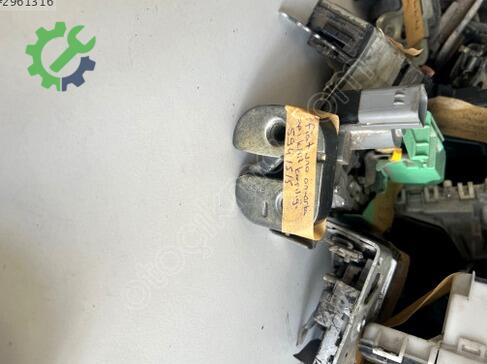 Fiat Uno Bagaj Kilidi çıkma parça