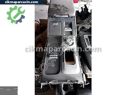 Land Rover Range Rover Orta Konsol çıkma parça