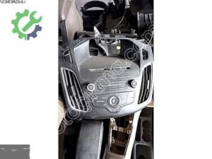 FOCUS 3 FIESTA RADYO TEYP TUŞ TAKIM KOMPLE TEYP İLE