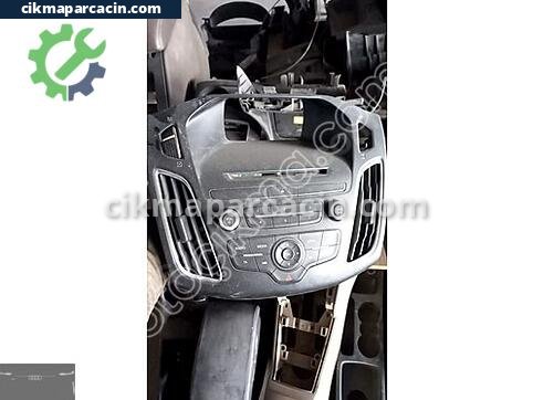 Ford Focus Teyp çıkma parça