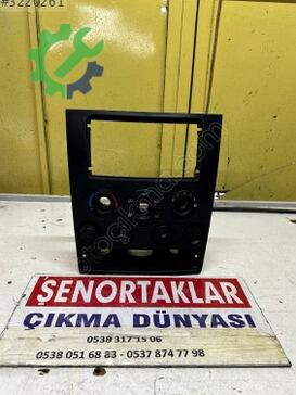 Ford Tourneo Connect Orta Konsol çıkma parça