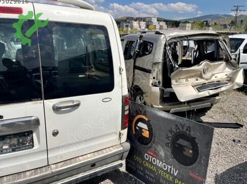 Ford Tourneo Connect Bagaj Kapağı çıkma parça