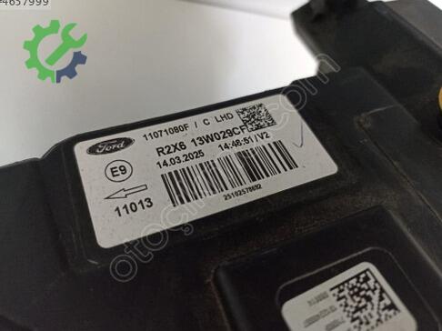Ford Tourneo Courier Sağ Ön Far 13W029 çıkma parça