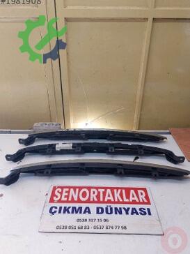 Ford Escort Ön Panjur 95AB-8200-CD çıkma parça