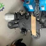 FORD FİESTA ARKA CAM SİLECEK MOTORU