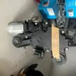FORD FİESTA ARKA CAM SİLECEK MOTORU