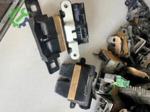 Ford Fiesta bagaj kilidi mk3-4