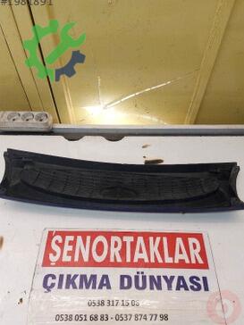 Ford Fiesta Ön Panjur 96FB-8200-ACW çıkma parça