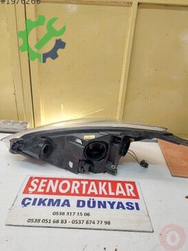 Ford Fiesta Sağ Ön Far H1BB-13W029-AD çıkma parça