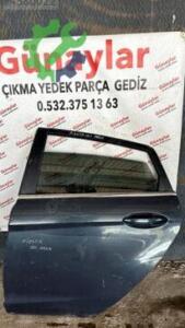 FORD FİESTA SOL ARKA KAPI