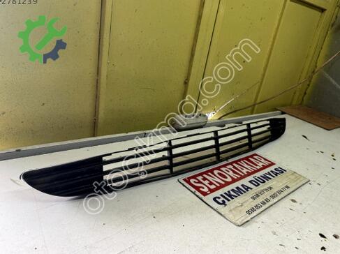 Ford Focus Tampon Izgarası 98AB-A018A58 çıkma parça