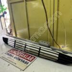 FORD FOCUS 1 ORİJİNAL ÖN TAMPON IZGARA