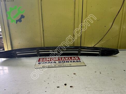 Ford Focus Tampon Izgarası 98AB-A018A58 çıkma parça