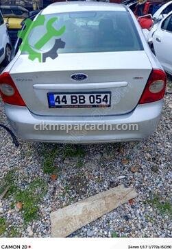 Ford Focus Bagaj Kapağı çıkma parça