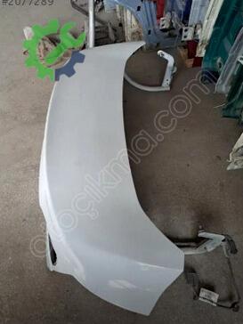 Ford Focus Bagaj Kapağı çıkma parça