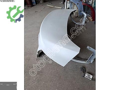 Ford Focus Bagaj Kapağı çıkma parça