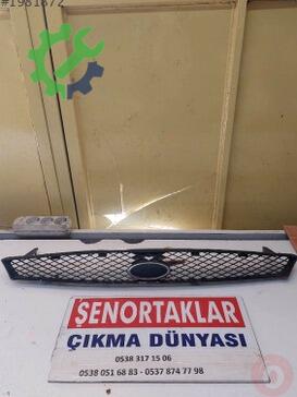 Ford Focus Ön Panjur çıkma parça