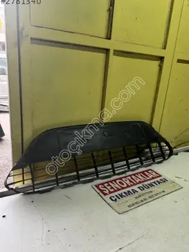 Ford Focus Tampon Izgarası 8M51-17B968-BE çıkma parça