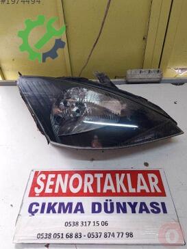 Ford Focus Sağ Ön Far çıkma parça