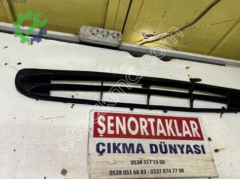 Ford Mondeo Tampon Izgarası 96BB-17B968-AH çıkma parça