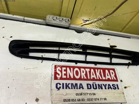 Ford Mondeo Tampon Izgarası 96BB-17B968-AH çıkma parça