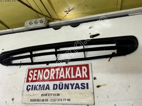 Ford Mondeo Tampon Izgarası 96BB-17B968-AH çıkma parça