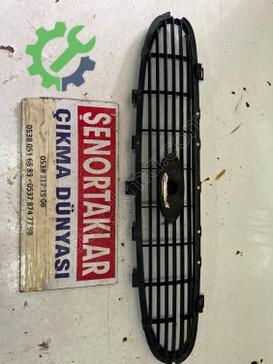 Ford Transit Ön Panjur 95VB-8200-AGW çıkma parça