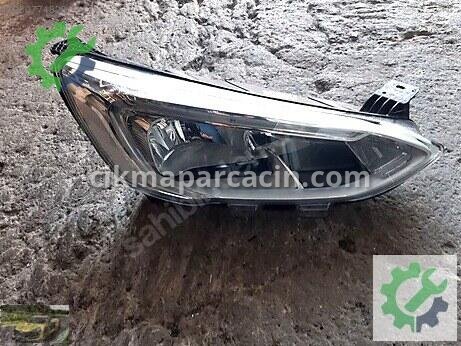 Ford Focus Sağ Ön Far çıkma parça