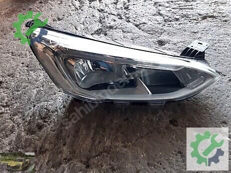 Ford Focus Sağ Ön Far çıkma parça