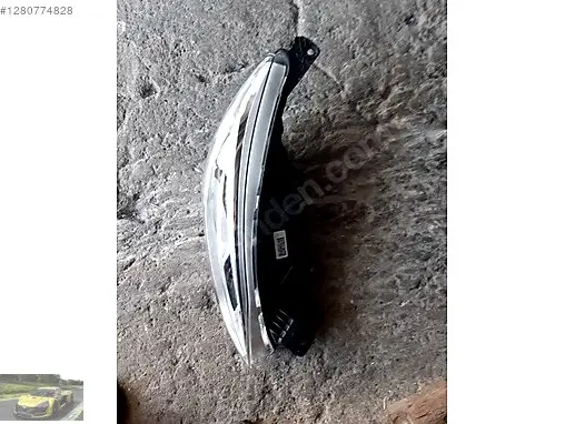 Ford Focus Sağ Ön Far çıkma parça