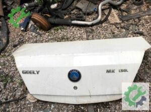 Geely MK Familia Bagaj Kapağı