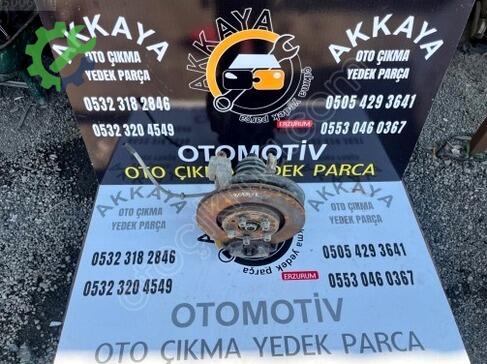 Volkswagen Golf Sağ Ön Taşıyıcı çıkma parça