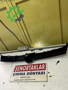 Volkswagen Golf Ön Panjur çıkma parça