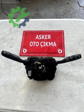Opel Grandland Sinyal Kolu çıkma parça