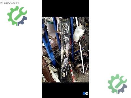Ford Focus Ön Tampon Demiri çıkma parça