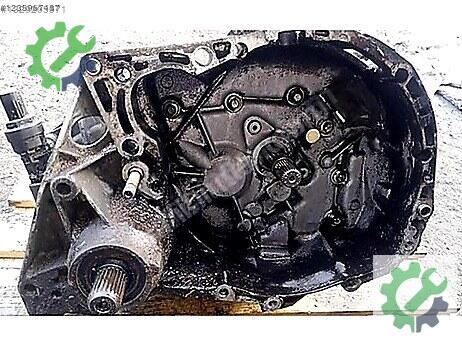 Renault Clio Şanzıman Komple çıkma parça