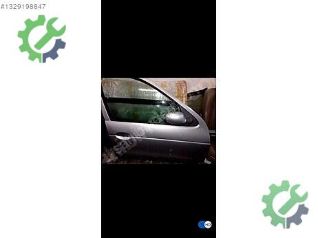 Renault Megane Sağ Ön Kapı çıkma parça