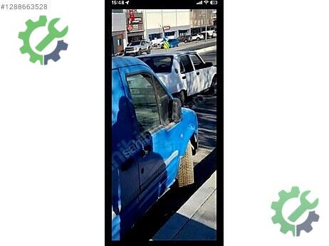 Ford Connect Sağ Ön Kapı çıkma parça