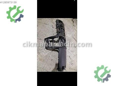 Renault Megane Torpido çıkma parça