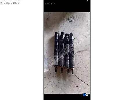 Renault Clio Enjektör çıkma parça