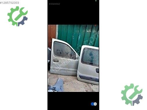 Renault Kangoo Sağ Ön Kapı çıkma parça