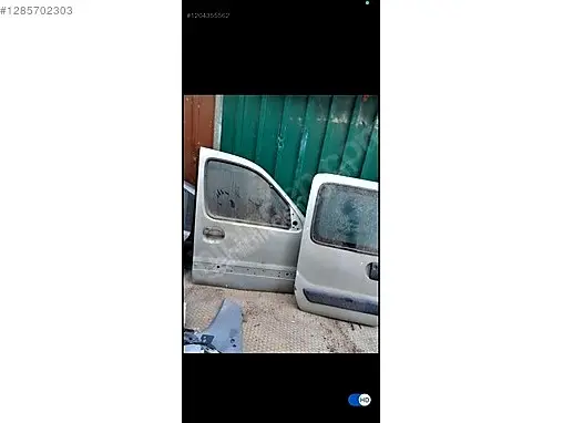 Renault Kangoo Sağ Ön Kapı çıkma parça