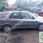 Fiat Palio sağ ön kapı Çıkma Orijinal