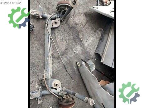 Renault Clio Arka Dingil çıkma parça