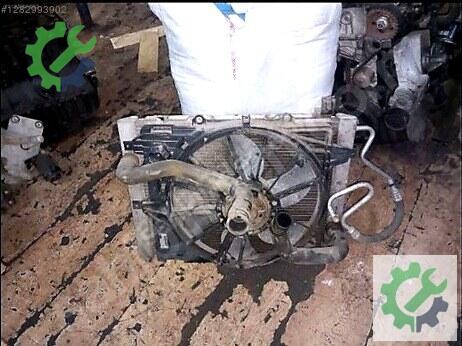Renault Clio Radyatör çıkma parça
