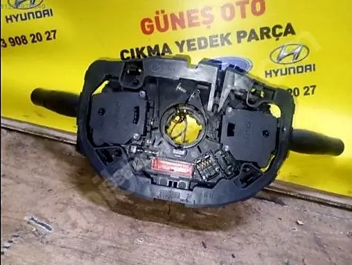 Renault Megane Sinyal Kolu çıkma parça
