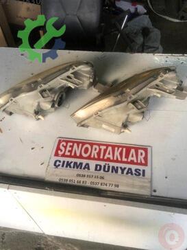 Honda Civic Sağ Ön Far çıkma parça