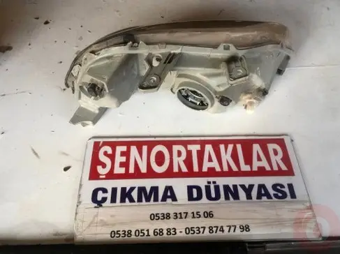 Honda Civic Sol Ön Far çıkma parça