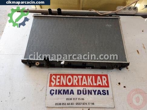 Honda Civic Su Radyatörü çıkma parça